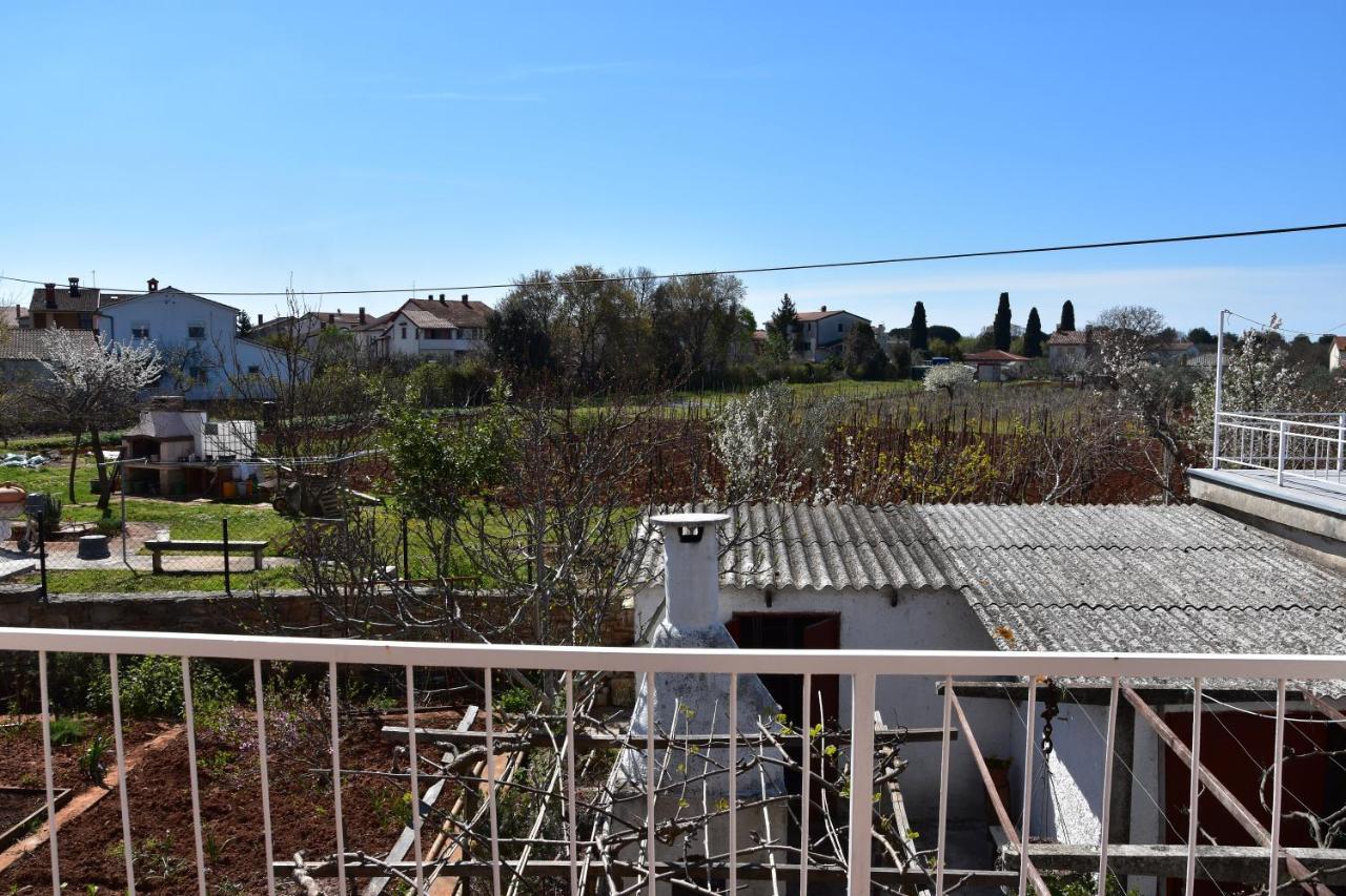 Apartman Miki Fazana Exterior photo